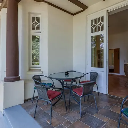 Strandvilla Krabbe 04 *